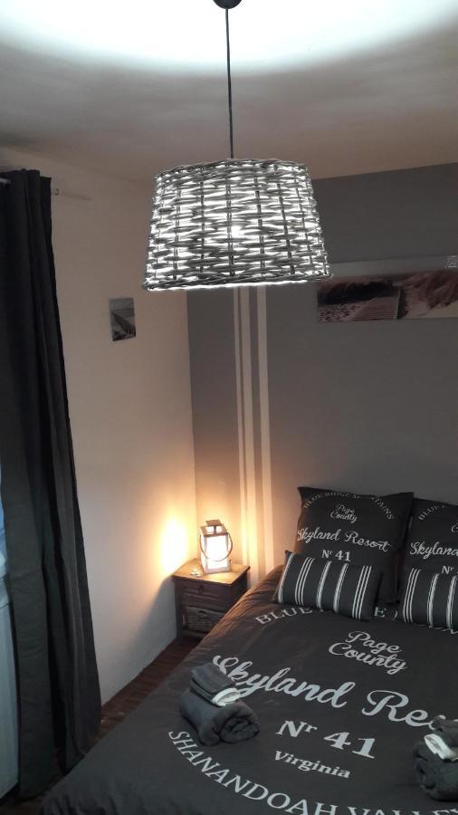 Chambre D'Hote - La Ruche Des Bleuets Mulsanne Buitenkant foto